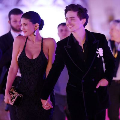 Why Fans Think Timothée Chalamet Gifted Kylie Jenner $60,000 Worth of Cartier Jewelry for Christmas