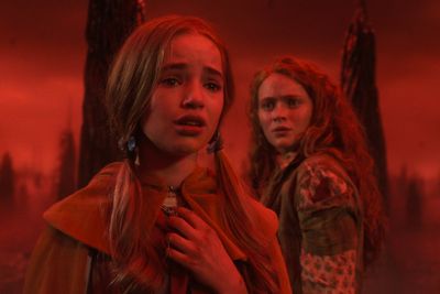 Stranger Things star addresses ‘secret episode’ rumours as 280,000 fans sign petition over ‘cut scenes’