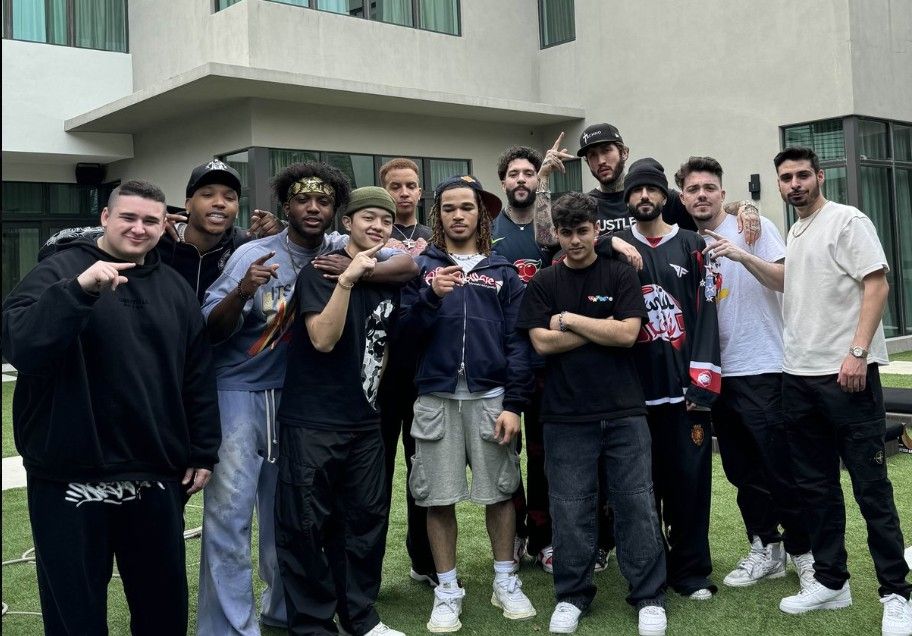 FaZe Clan Loses Apex, Rug and Swagg — Fans Fear the…