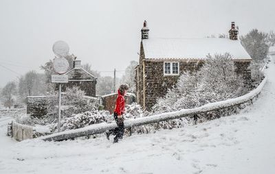 UK weather: Heavy snow to fall on New Year's Day as Met Office issues warning