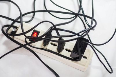 Electricians Warn: Never Plug These 7 Appliances into a Power Strip