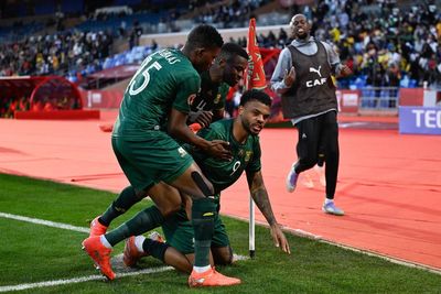 South Africa survive Zimbabwe scare to join Egypt into Afcon knockouts