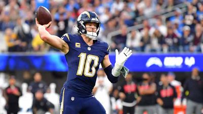 Chargers Announce Major Decision on Justin Herbert, Starters Ahead of Week 18