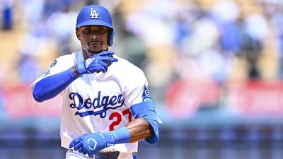 Dodgers Trade Former MLB Steals Leader to Marlins in Offseason Deal