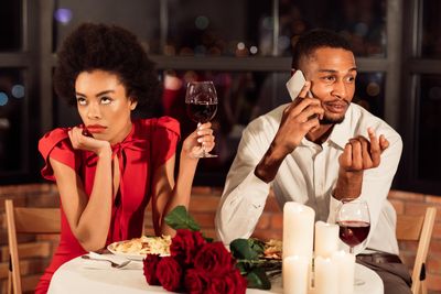 Why Men Are Standing Up To “Bare Minimum Dating Culture”