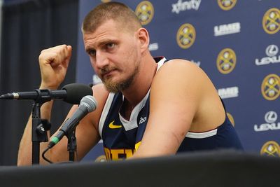 NBA superstar Nikola Jokic sparks concern after suffering knee injury