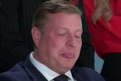 Thomas Skinner breaks down in tears in front of Lord Sugar in The Apprentice reunion