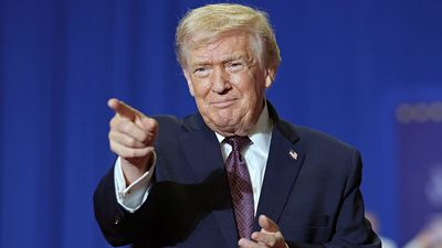 Donald Trump finally running low on female reporters to bully, so he’s decided to branch out and mock men too