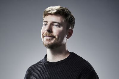 'Follow Me Plz': MrBeast Publicly Tags Streamers Sydeon and Anyme, Sparking Hack Suspicions on X