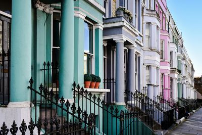 Canadian Reveals How She Lived in Notting Hill for Just £80 a Week — and What the Catch Was