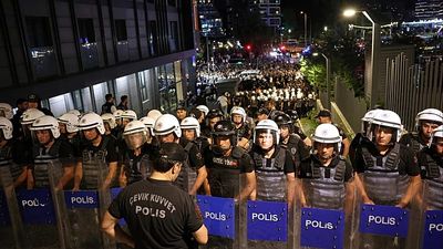 Turkey arrests scores of suspects in another country-wide raid on Islamic State extremists