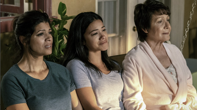 'Jane the Virgin' Star Gina Rodriguez Reveals Baby Daughter Lucille Edith in First Photos