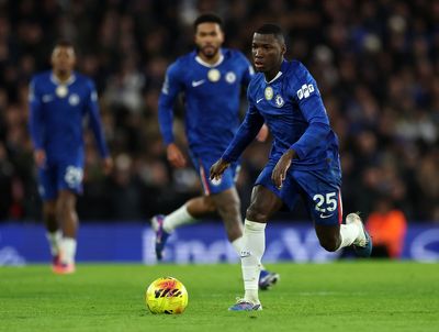 Moises Caicedo 'did not deserve' yellow card as Chelsea star banned for Man City