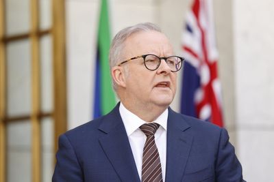 Australian prime minister centres New Year’s message on Bondi victims