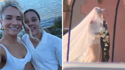 Sam Kerr & Kristie Mewis Got Hitched And There’s Sneaky Paparazzi Pics Of The Wedding