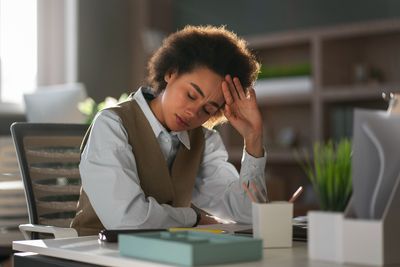 Burnout Symptoms Explained: Why Emotional Exhaustion and Workplace Stress Cause Real Physical Pain