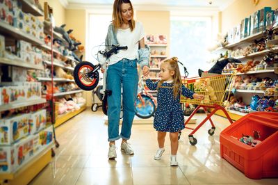 6 Toy Store Layout Tricks That Manipulate Your Wallet