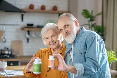 8 Supplements That Are a Total Waste of Money for Seniors