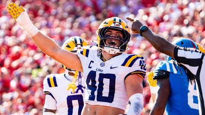 LSU Star Linebacker Whit Weeks Announces Decision on Future