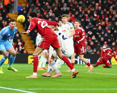 Wasteful Ekitiké helps Leeds keep toiling Liverpool at arm’s length