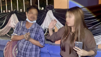 Fortune Teller Prophesies Woman She'll Lose Cherished Belonging Soon, Proceeds to Steal Her iPhone