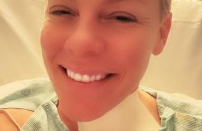 Pink undergoes neck surgery