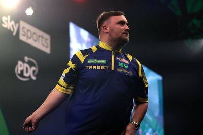 Luke Littler wins over darts fans with dominant quarter-final victory