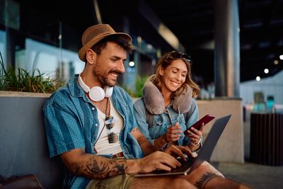 6 Travel Hacks That Only DINKs Can Pull Off