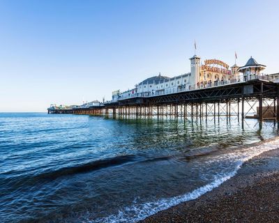 Man, 51, dies after getting into difficulty in sea off Brighton beach