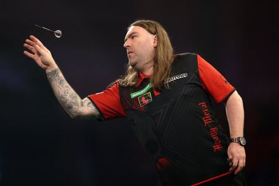 Ryan Searle explains coping with rare eye condition before Luke Littler semi-final at World Darts Championship