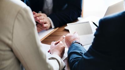 Experts warn AI advances could lead to 200,000 banking jobs being cut this year