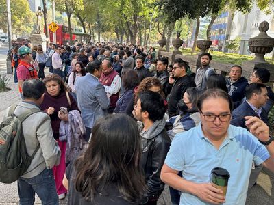 Hundreds forced to evacuate as Mexico struck by 6.5 magnitude earthquake