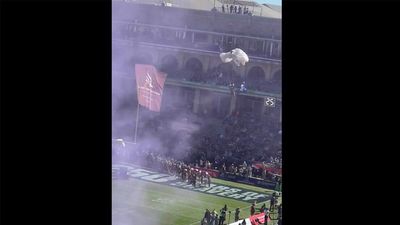 Paratrooper Got Caught in Field Goal Netting Before Armed Forces Bowl