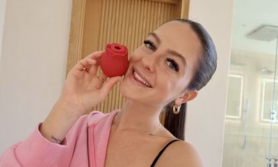 Influencer Tara Lynn Slams Fan Over Top: Mocks ER Nurse's Life-Saving Emergency Excuse on TikTok