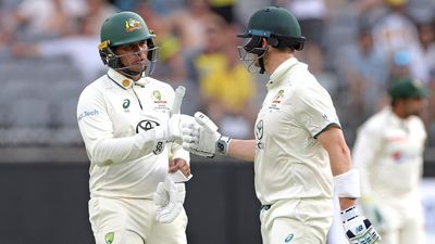 Smith lauds Khawaja as 'wonderful career' reaches end