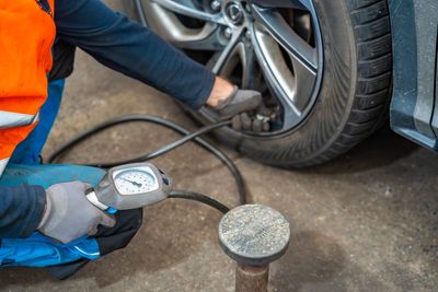 Your Tires Lose Pressure Faster Than You Expect In December