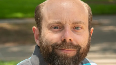 Universal Studios Accused of Retaliation After Steven Anthony Lawrence Reported a Paedophile Around Children