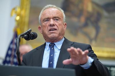 Canadian officials say US health institutions no longer dependable for accurate information