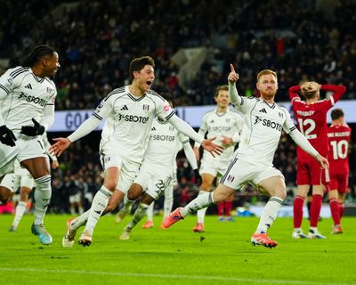 Reed’s rocket rescues Fulham point and denies Liverpool in thrilling finish