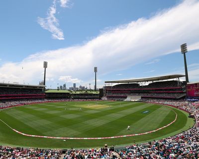 Australia 166-2 after England reach 384 on day two of fifth Ashes Test – as it happened