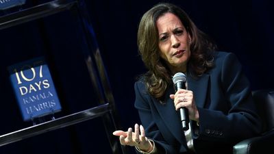 Kamala Harris slams seizure of Venezuela’s Nicolás Maduro by Trump. Says the president is gambling with American lives