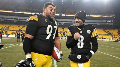 Albert Breer Goes Inside Aaron Rodgers’s Wild Ride Back to the NFL Playoffs