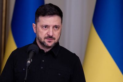 Zelensky replaces Ukraine’s security chief ahead of Paris peace talks