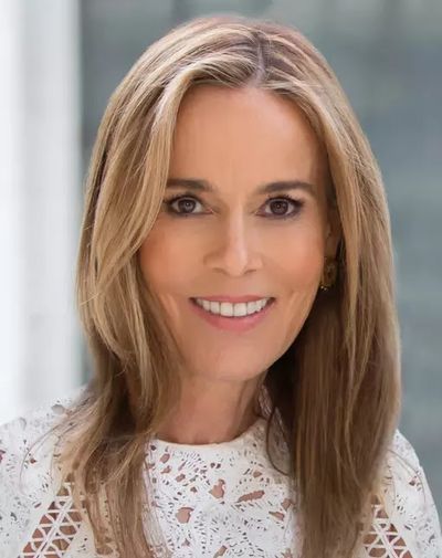 Top 5 American Women Ranked Based On Their Net Worth (#1 Will Surprise You)