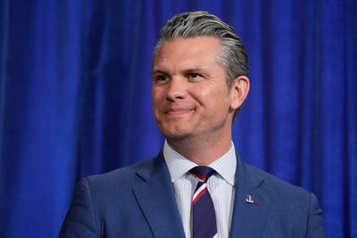 Hegseth censures Sen. Kelly after warning about following illegal orders