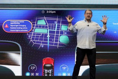 Qualcomm boss says his phone chips could actually make you use your phone less