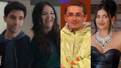 See Hacks Stars In Orange Like Timothée Chalamet And Kylie Jenner At The Critics Choice Awards. Yes, Complete With The Ping Pong Paddle Bag