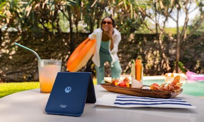 Motorola on brink of confirming first book-style foldable Razr phone to take on Samsung