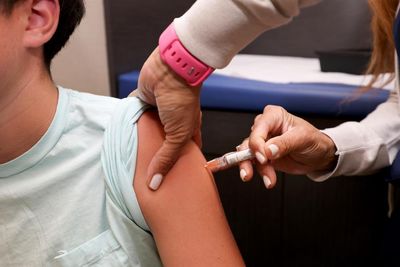 US to slash routine vaccine recommendations for children in major change experts say creates doubt