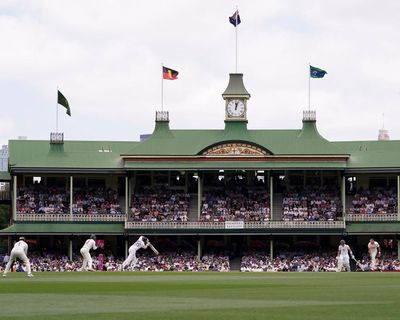 Australia v England: fifth Ashes Test, day three – as it happened